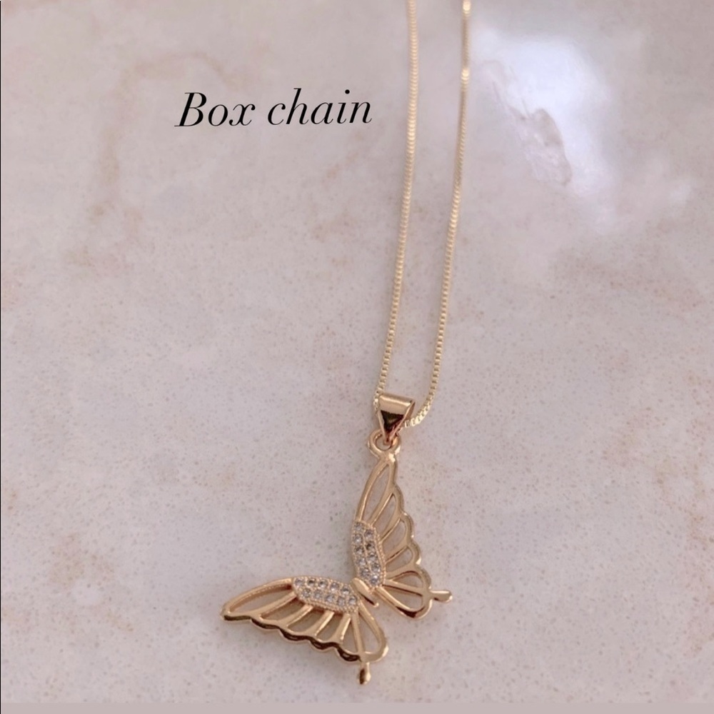 🎉HP🎉 🦋 Butterfly Necklace 🦋 | 14k Gold Filled - Picture 4 of 5